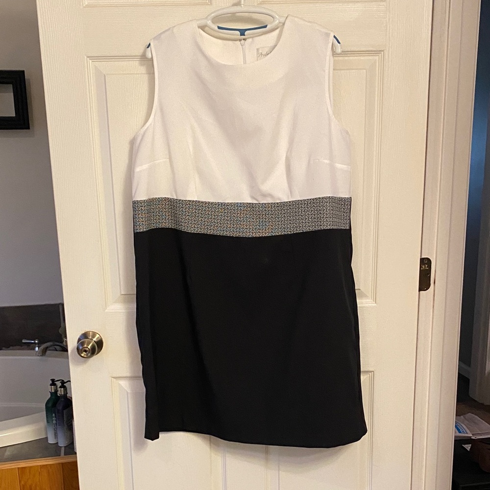 22 pencil dress